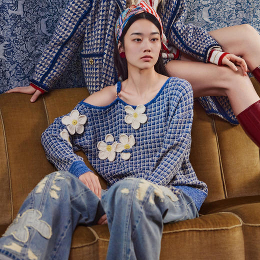 谜底套头针织衫女2024春新款复古文艺圆领露肩宽松毛衫241MZ0315 商品图0