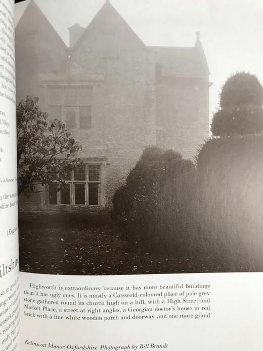 贝杰曼笔下的英国（1999） 约百幅照片插图 精装16开带书匣 商品图8