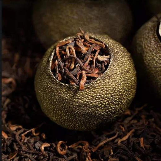 热卖【新会小青柑】精选新会陈皮和云南普洱，半生晒制成，越陈越香，一颗一泡，健脾养胃，理气调中，送礼佳品 商品图0