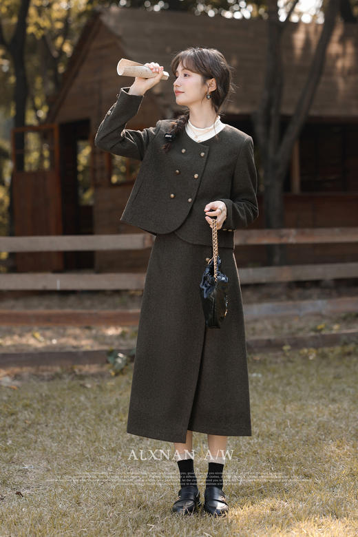 鹿向南《柏林纪事》时尚半身裙L330262BQ 商品图1