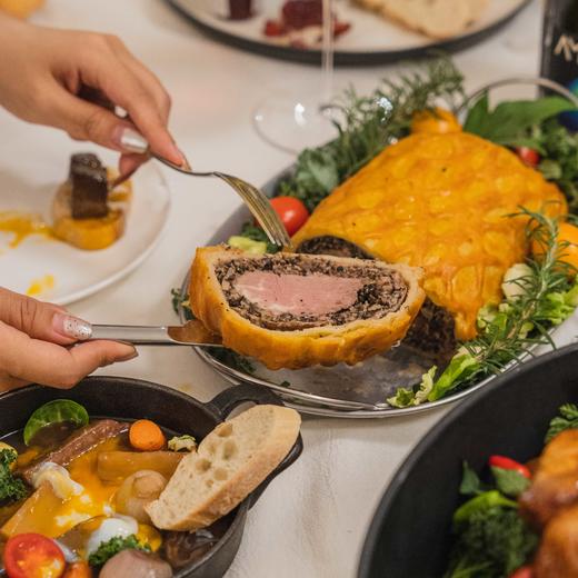 新西兰银蕨农场草饲牛柳AOP黄油酥皮裹松露酱与红酒汁 580g Beef Wellington 商品图0