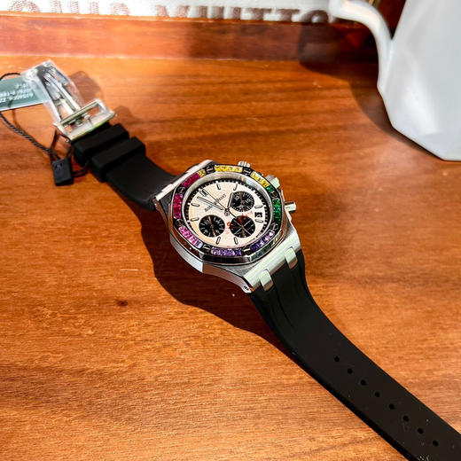 爱彼皇家橡树（女装）离岸型系列26236💖💖恒动版本，搭配正品一致的进口氟橡胶，手工镶钻工艺，财源
专柜新蓝色方钻，独家高版本 商品图9