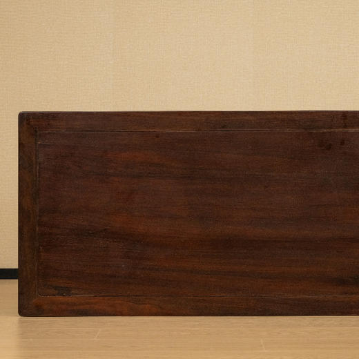 清 红木束腰马蹄腿回纹小画桌 商品图2