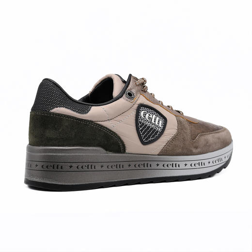 #断码特价36码（35码）#西班牙原产时尚超舒适高端轻奢休闲鞋女款C1251卡其色(一脚蹬款式） 商品图3