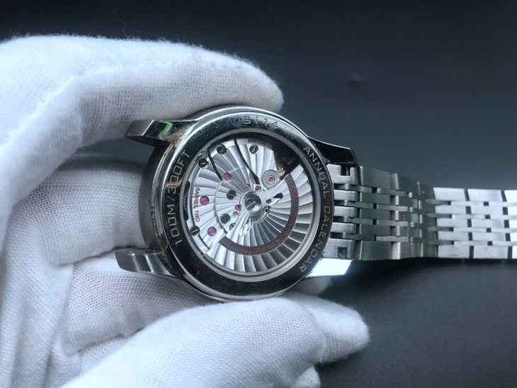 欧米伽碟飞复刻表对比 小厂大厂原装对比