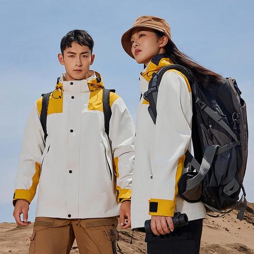 2023新款户外冲锋衣男女士三合一两件套可拆卸防风防水登山服外套 商品图1