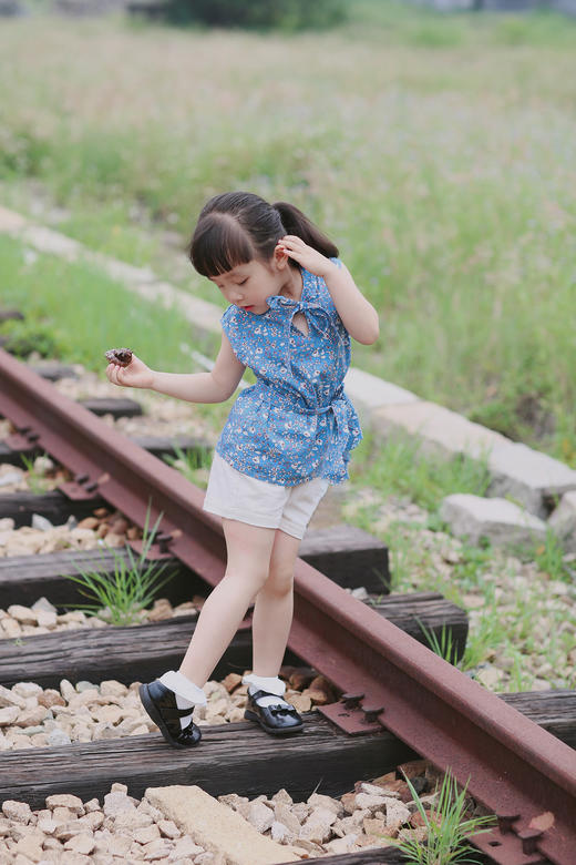 TZZBX042 女童碎花套装  80-120 商品图0