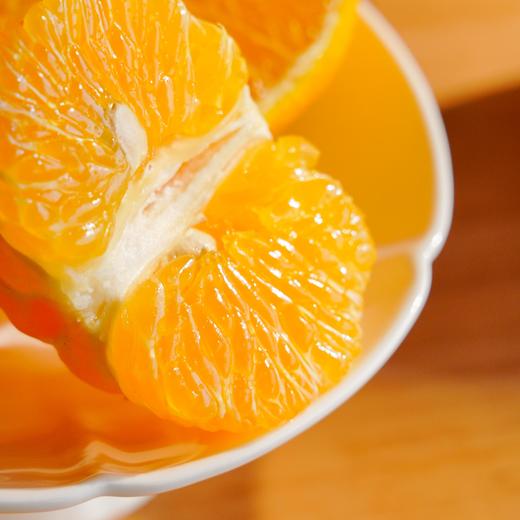 【福建甜心柚 】果肉橙黄，甘甜多汁，一果三味，满满维C，桔子的多汁水嫩，柚子的香气，橙子的甜， 它都有！！ 商品图5