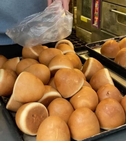 【预售】周日南京代购：【青稞烤馍】一袋3个，实心和红豆夹心两个口味。限当天取，代购不接受退单。 商品图0