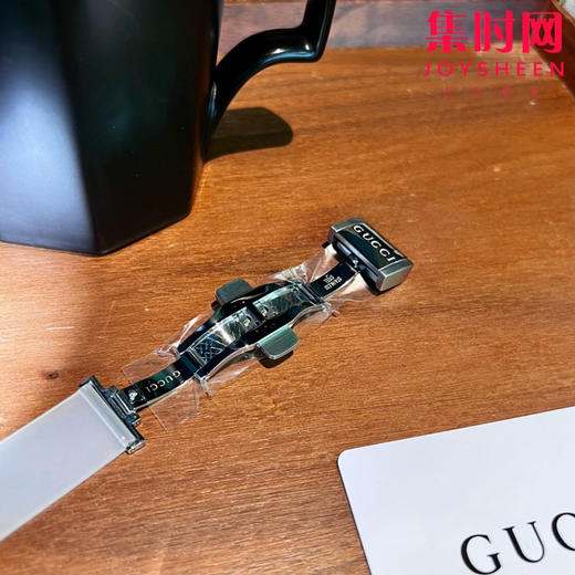 古驰新款 Gucci Dive 系列 中性机械腕表 新亮相，以潜水表为设计灵感，蜜蜂、星星 商品图8