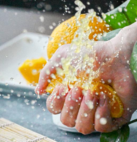 【福建甜心柚 】果肉橙黄，甘甜多汁，一果三味，满满维C，桔子的多汁水嫩，柚子的香气，橙子的甜， 它都有！！ 商品图1