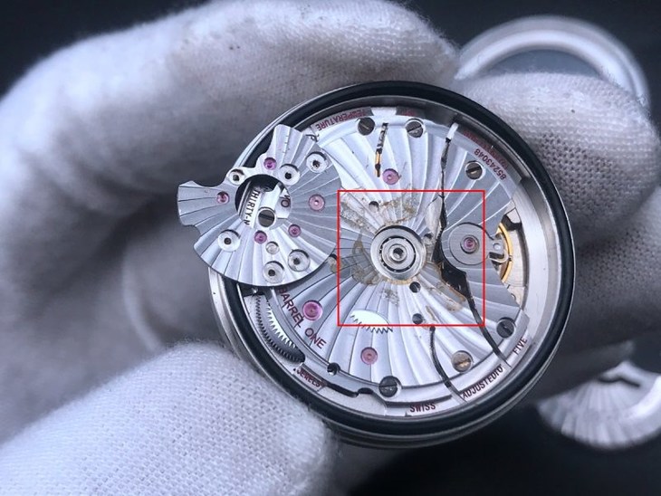 欧米伽碟飞复刻表对比 小厂大厂原装对比