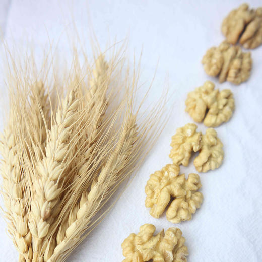 【古树核桃仁 孕婴级补脑营养食品】来自中国核桃之乡——云南漾濞，地理标志保护产品~既是营养零嘴，又是天然食材，炒、煮、烹吃的更美味更放心~ 商品图1