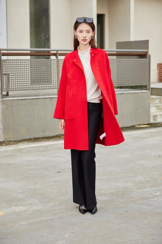 【年货节】奇威 花朵刺绣大衣A4410032 商品图1