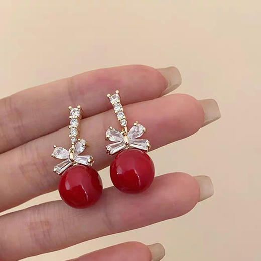 JU-A0068新款红色珍珠蝴蝶结耳环气质时尚个性简约锆石耳钉女网红耳饰 商品图1
