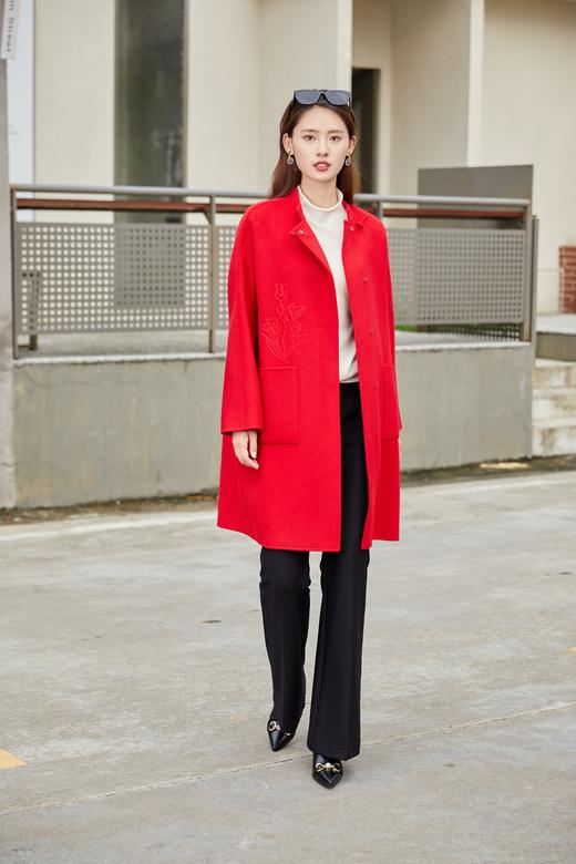 【年货节】奇威 花朵刺绣大衣A4410032 商品图4