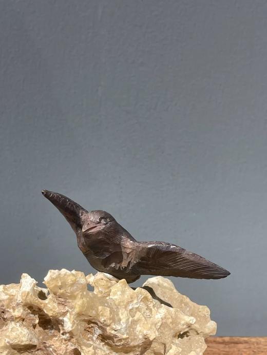 柏木雕翱翔老鹰把玩件，顺丰包邮 商品图1