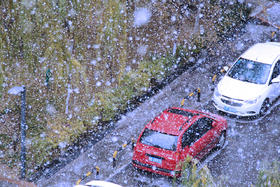 下雪天如何开车才安全，有哪些注意事项~