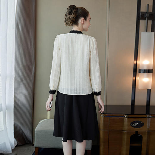 奢姿2024春季新款时尚简约大码女装胖妹妹蝴蝶结系带衬衫半裙套装9941953225 商品图3