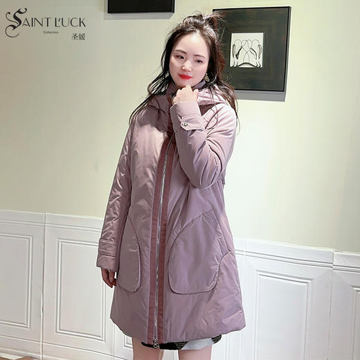 SAINT L’UCK/圣媛女装 时尚休闲连帽棉服外套SA419Q03 商品图0