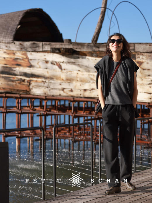 PETIT SCHAN小闪 CLO#409 Wrapped 素裹 秋冬高端针织系列绵羊毛混纺宽松显瘦直筒裤 商品图2