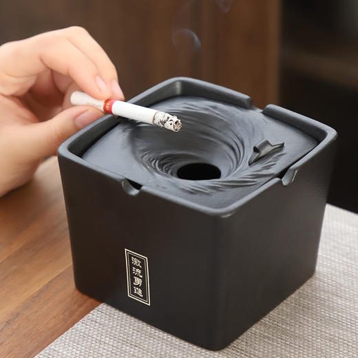知勤堂—激流勇进烟灰缸/花插（方盖方罐款） 商品图0