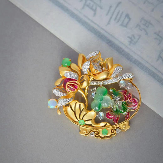 龢盒原创 此时‮绪情‬此时天，无事小‬神仙 18k金镶‮花莲‬小鱼‮胸缸‬针 商品图1