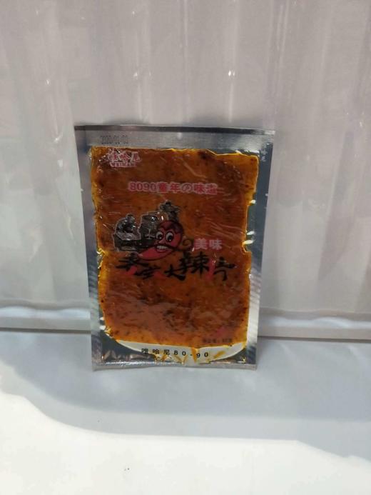 唯哈尼童年e味大辣片85g 商品图0