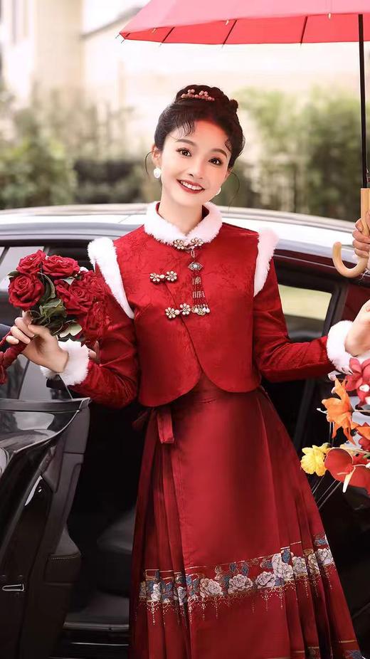 AHM-9682新中式敬酒服旗袍加绒上衣新娘订婚礼服裙高级感冬季红色婚服 商品图1