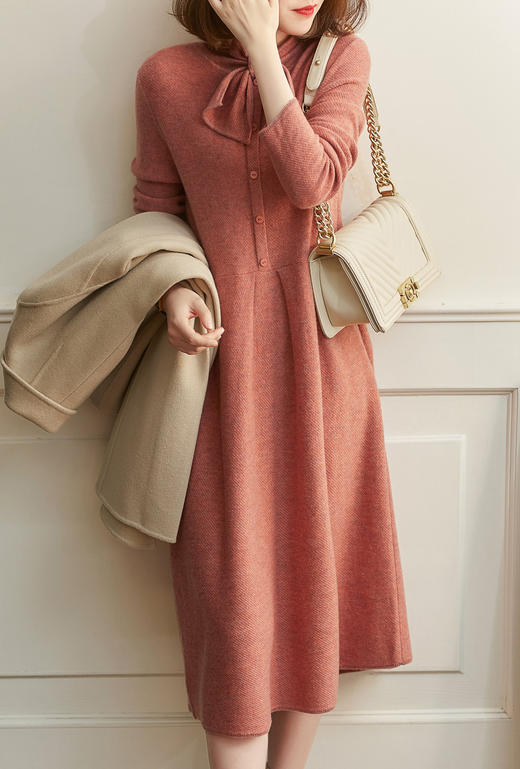 雀说 秋冬新款连衣裙高级感裙子法式复古温柔风优雅针织裙3ZF-121108 商品图1