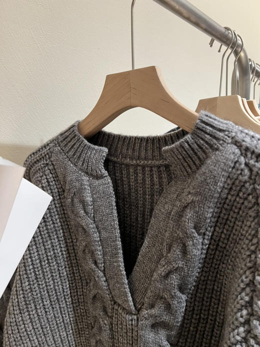 大灯笼麻花加厚毛衣 商品图3