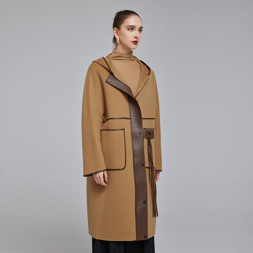 MD907斯尔丽2023冬季新款时尚流苏围巾可造型可保暖直筒大衣女 商品图2