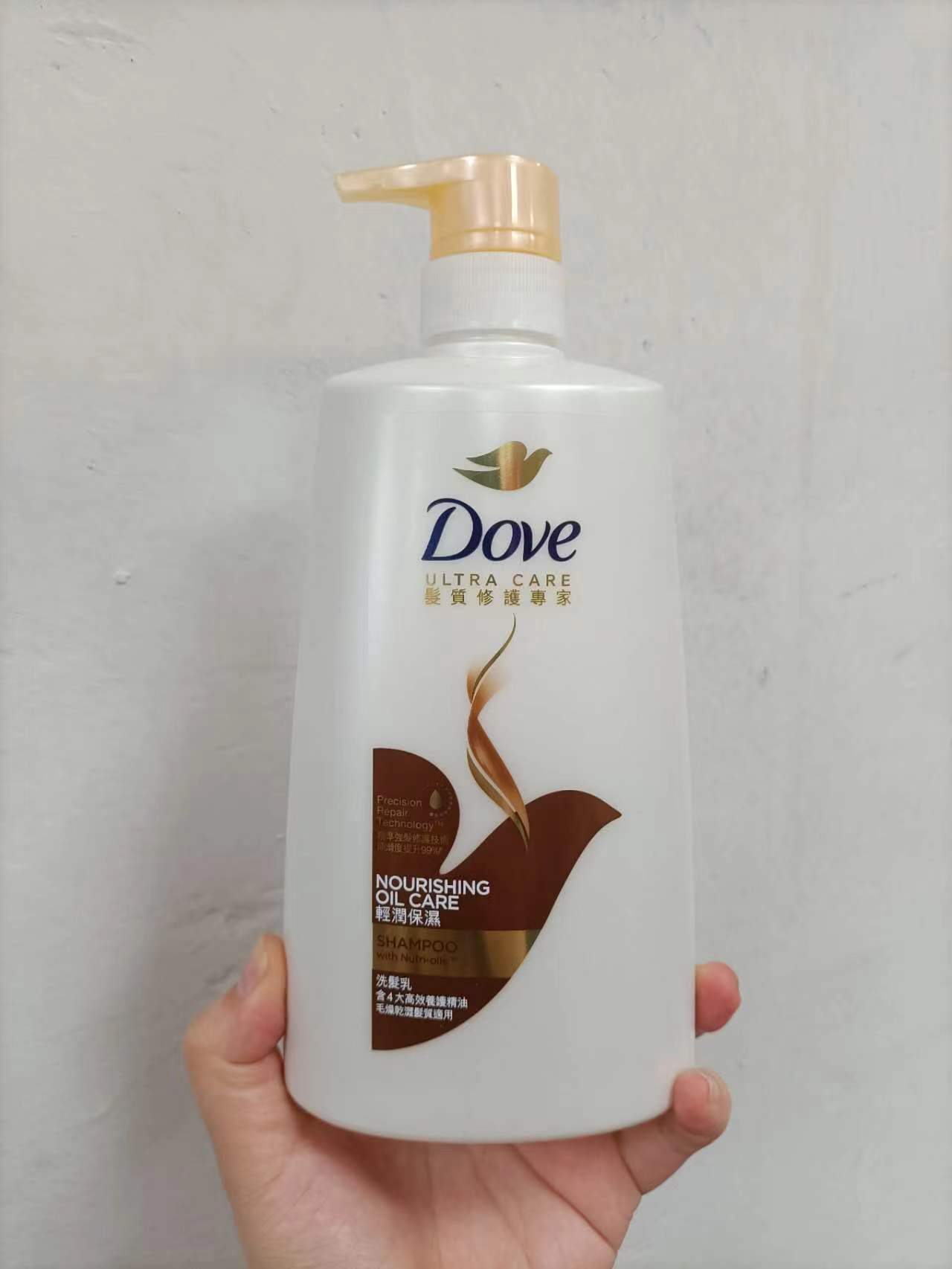 多芬（轻润保湿）洗发乳680ml/瓶