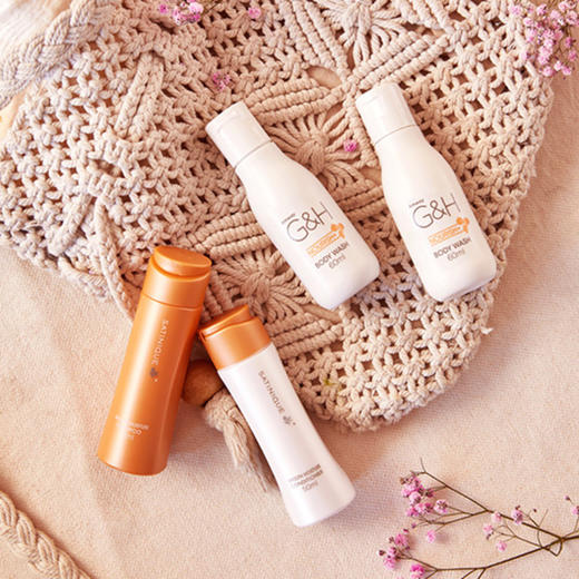 安利个人护理旅行装 (雅蜜 +丝婷） 商品图1