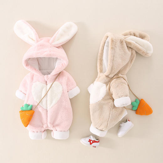 婴儿秋冬装衣服带帽加厚女宝宝外出抱衣满月公主连体衣可爱毛毛衣 商品图0