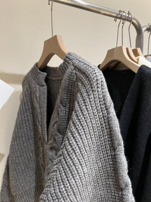 大灯笼麻花加厚毛衣 商品图6