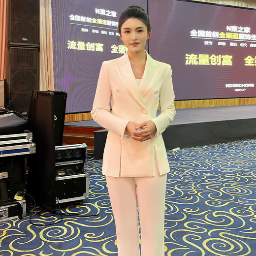 IWY/高级感白色西装套装气质主持人西服外套商务职业正式场合正装203003C1+P3 商品图4