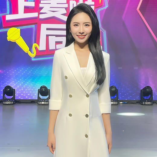 IWY/不规则设计白色播音主持人正装女洋气名媛西装连衣裙上镜装Q862-W 商品图3