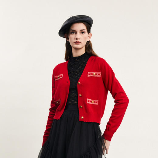 谜底针织开衫女2024春季新款小香风V领时尚修身短款毛衫241MZ0305 商品图1