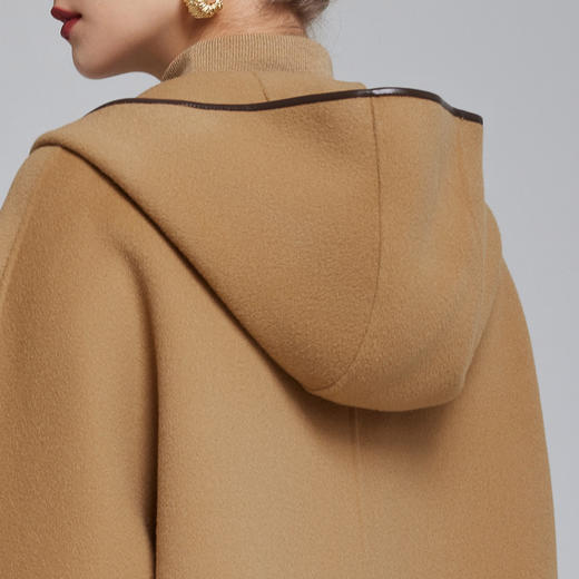 MD907斯尔丽2023冬季新款时尚流苏围巾可造型可保暖直筒大衣女 商品图4