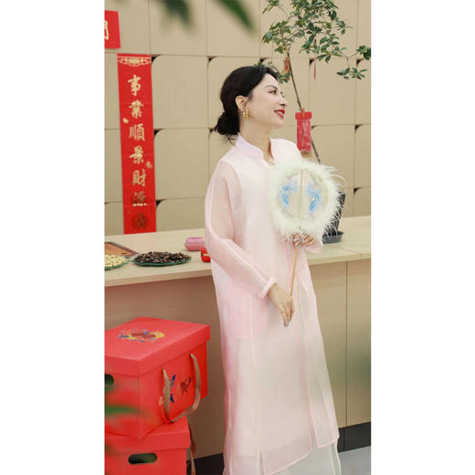 【2026东衣作】【春满人间系列】开衫（24710057粉米） 商品图1