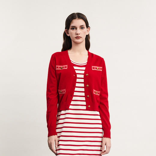 谜底针织开衫女2024春季新款小香风V领时尚修身短款毛衫241MZ0305 商品图0