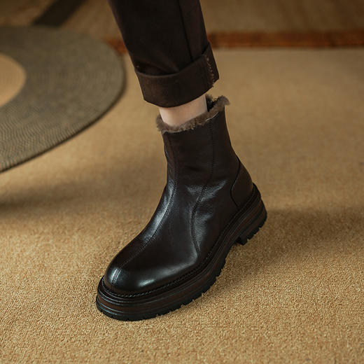 时尚百搭，头层羊皮质感手感都超赞内里垫脚全羊羔毛短靴PS2135 商品图8