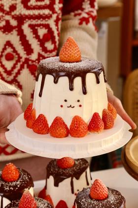 【草莓季】草莓小可爱 巧克力淋面蛋糕