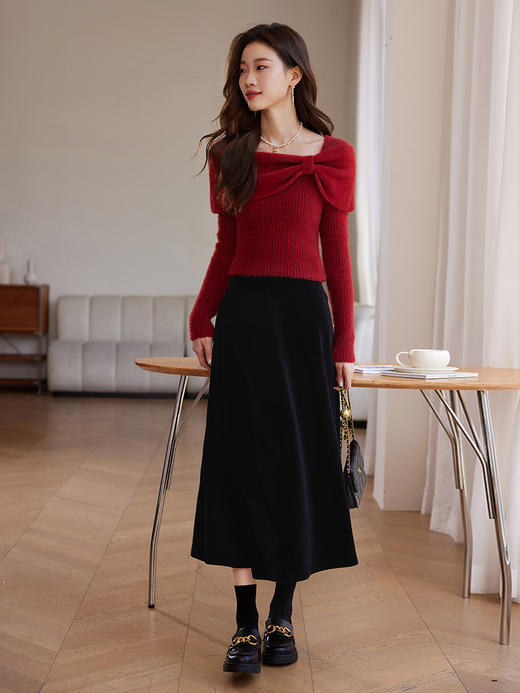 【年终特卖】熙世界蝴蝶结一字领包肩新年红色毛衣女设计感秋冬减龄打底针织衫 商品图2