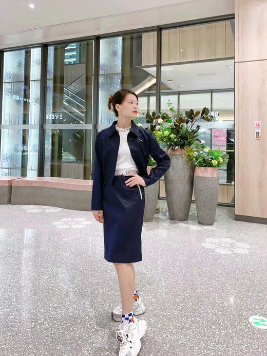 LZ3A08 绀色 外套上衣 商品图5