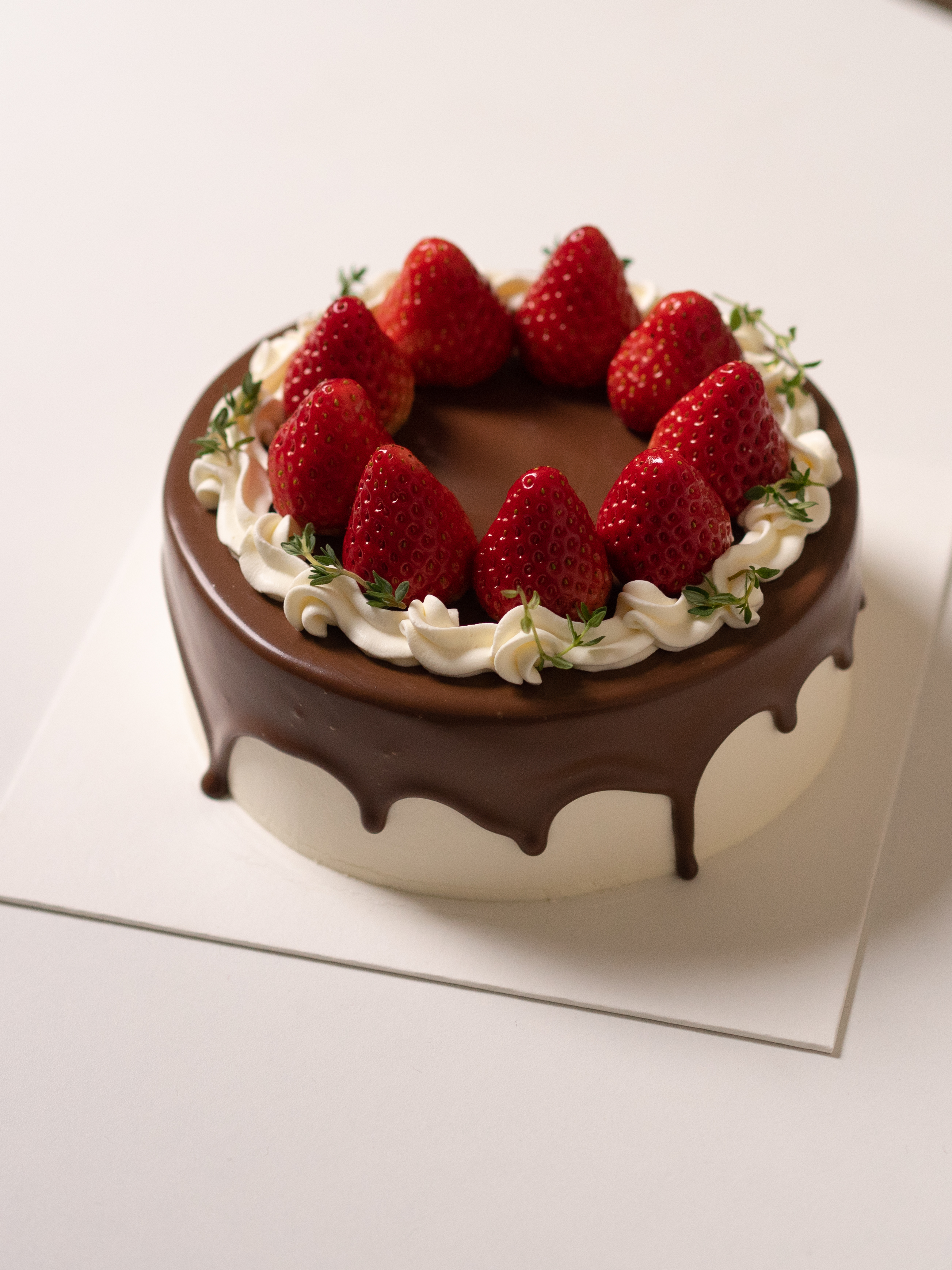 70%巧克力草莓蛋糕