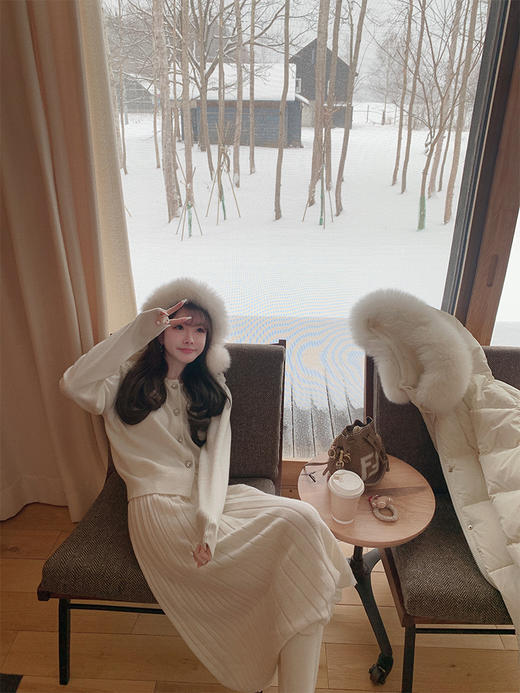 金蘑菇菇 starry night怦怦心动/ 100wool小香针织上衣+半裙套装 商品图0