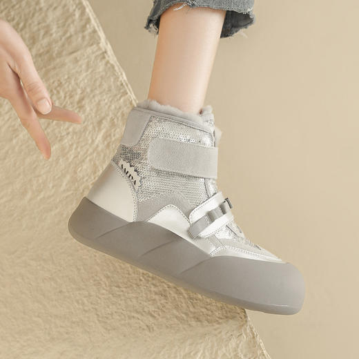 品质好货 | Safiya/索菲娅2023新款金属感加厚加绒羊毛雪地靴 SF3411A712 商品图6