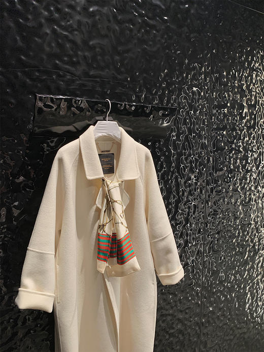 金蘑菇菇 Da Vittorio钟情米兰 /  温柔风中长双面呢大衣（丝巾另外拍） 商品图3